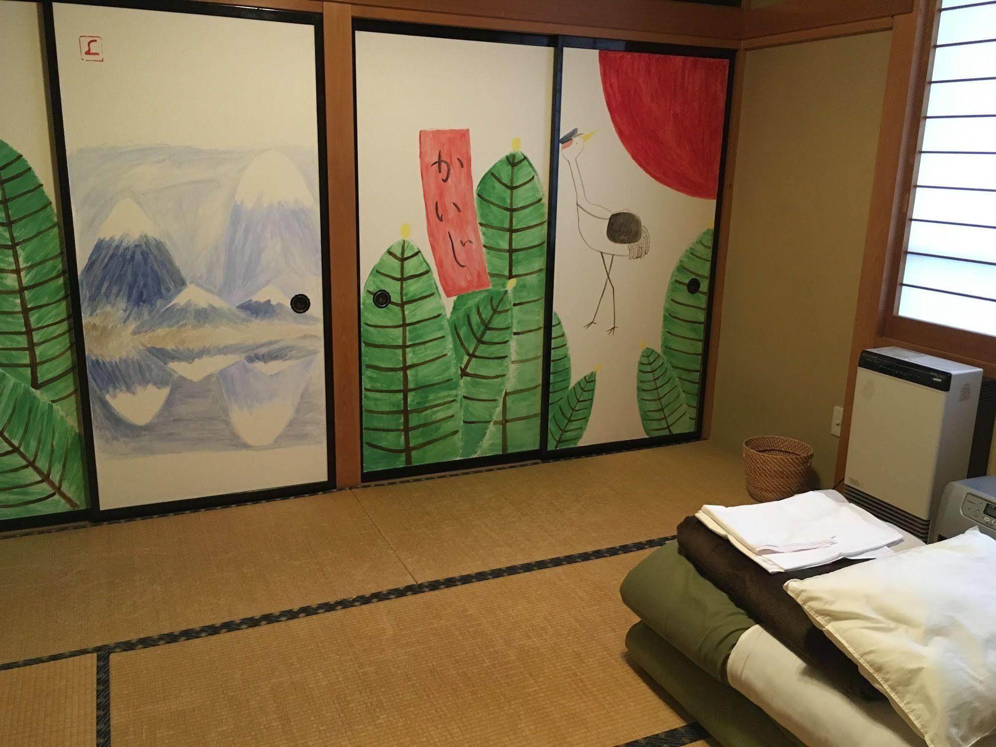 Teishaba Guesthouse&Cafe ฟูจิโยชิดะ ภายนอก รูปภาพ