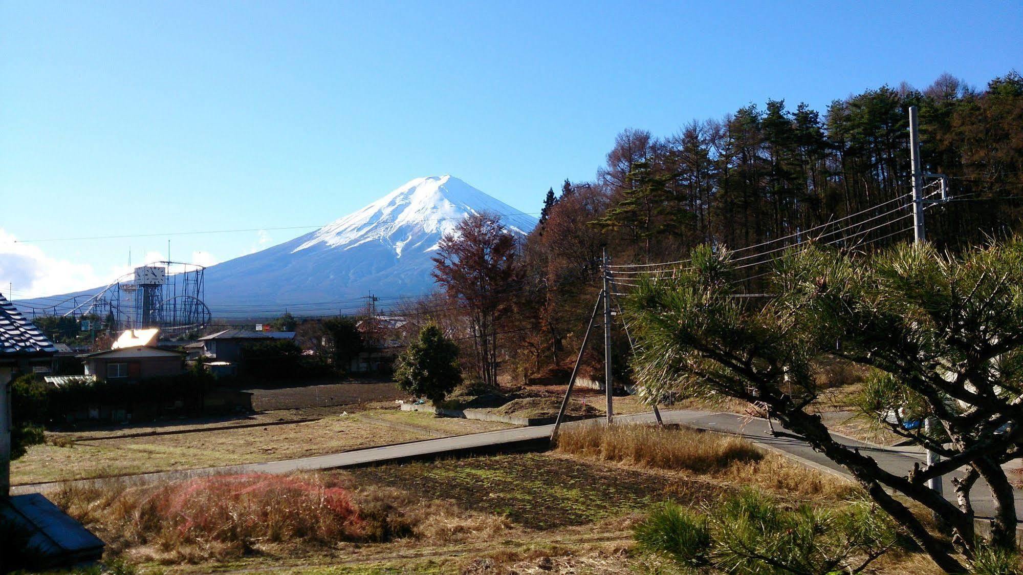 Teishaba Guesthouse&Cafe ฟูจิโยชิดะ ภายนอก รูปภาพ